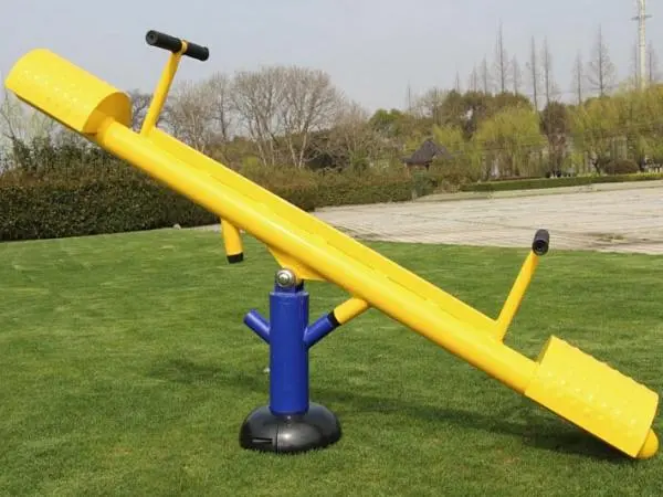 ayx·愛(ài)游戲，低價(jià)與高價(jià)：汽車電子功率放大器的價(jià)格與品質(zhì)之間的關(guān)系